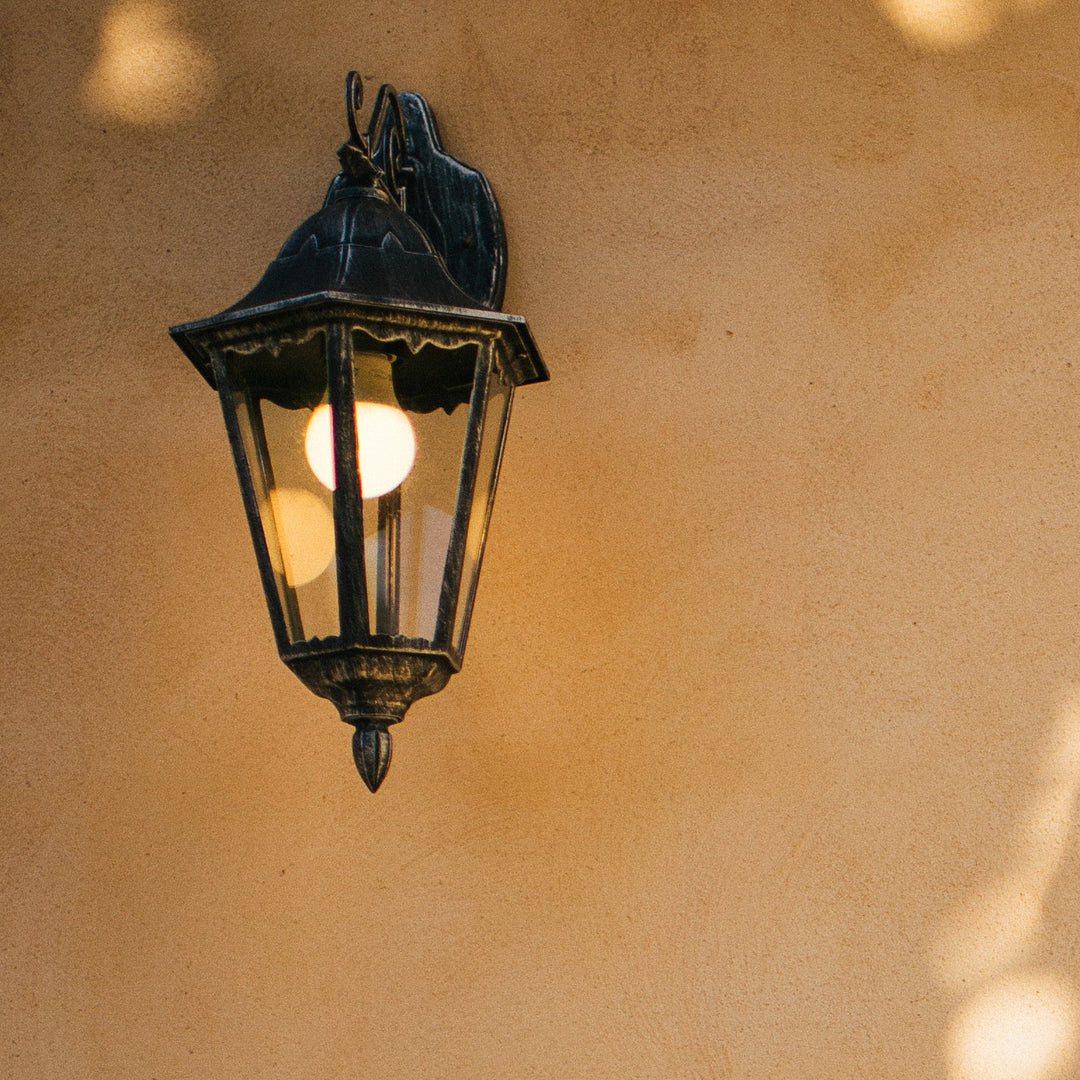 WALL LANTERNS