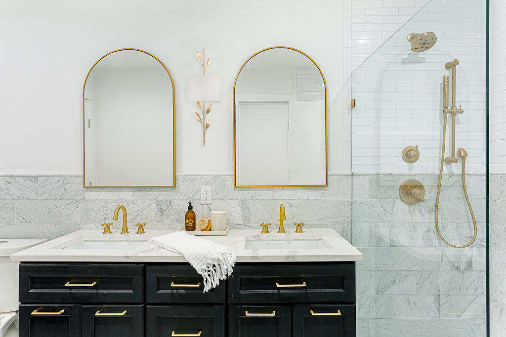 ##Antique Hardware## Broche 2 Light Antique Gold Sconce