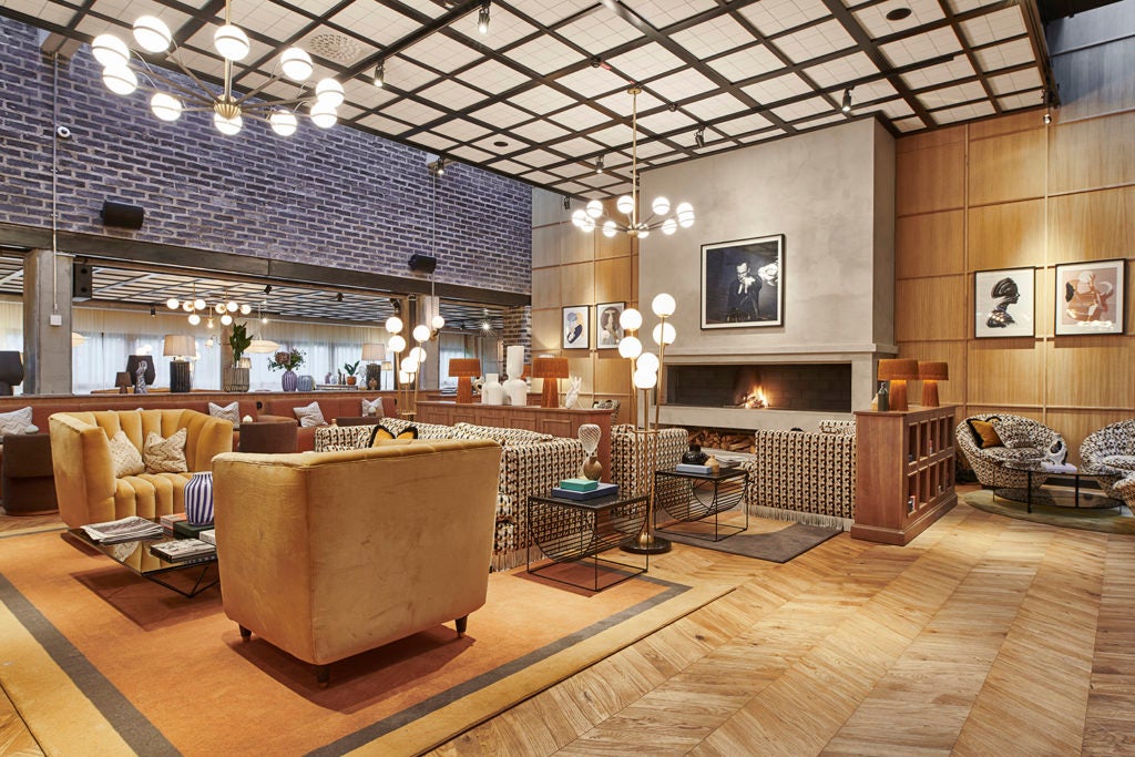 ##Antique Hardware## Ace Chandelier