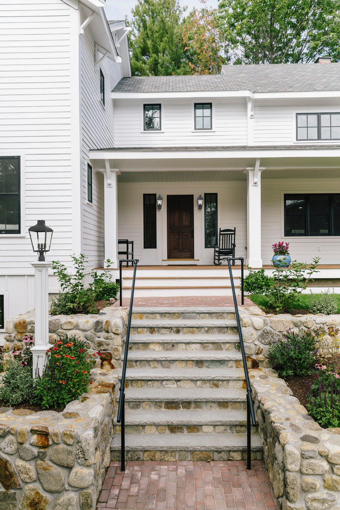 ##Antique Hardware## Dumont 3 Light Graphite Outdoor Post