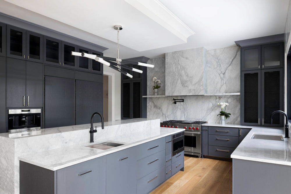 ##Antique Hardware## Huntington Chandelier