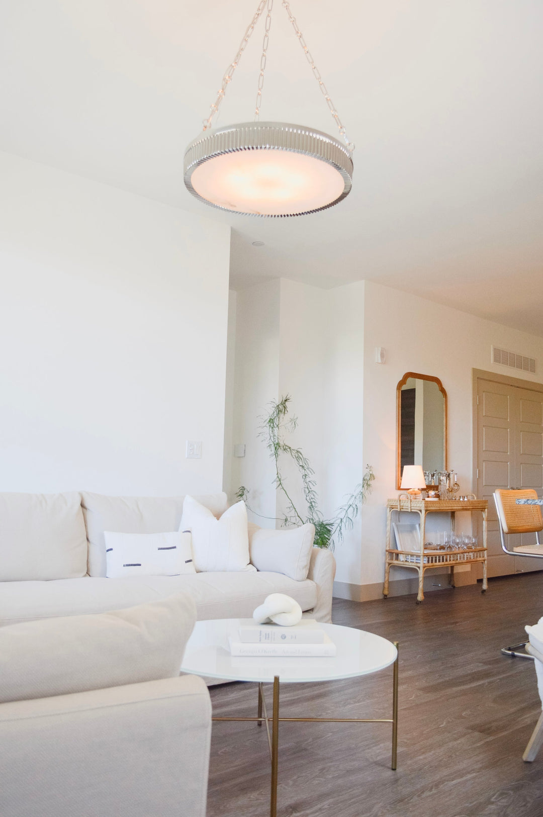 ##Antique Hardware## Lynden Chandelier