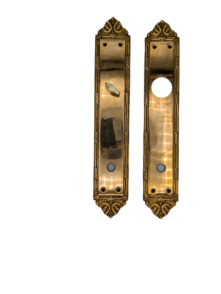 Open Box Sale Item Ribbon & Reed Oval Deadbolt Entryway Set with White Porcelain Knobs (Polished Brass Finish)