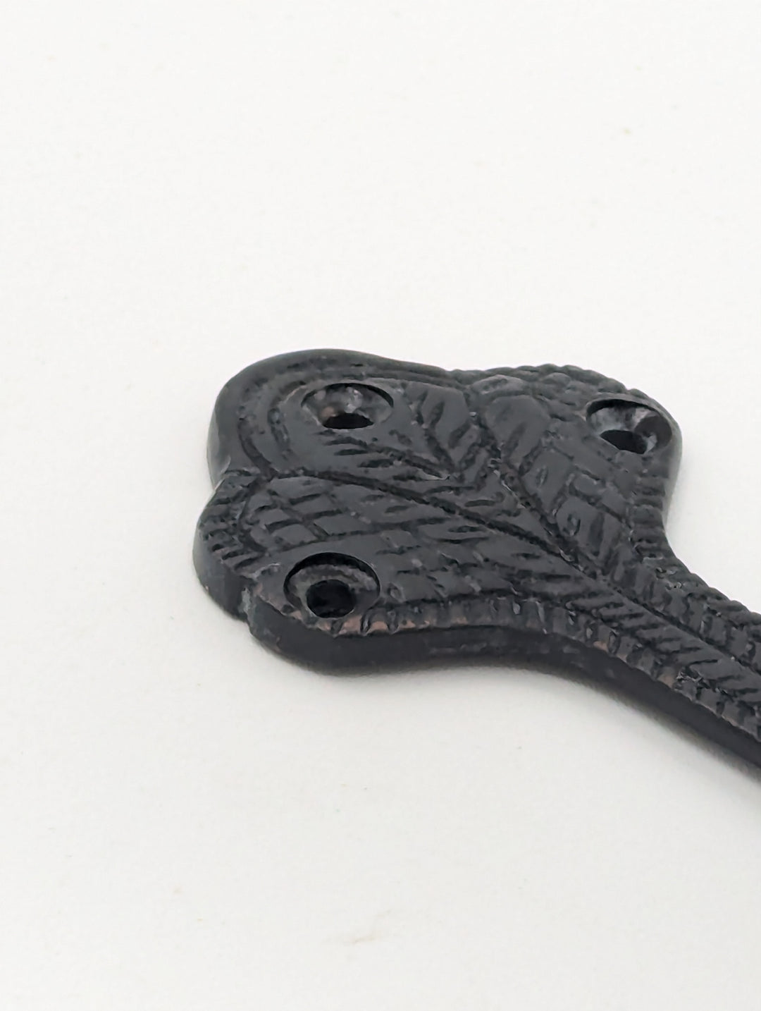 ##Antique Hardware## Open Box Sale Item Large Elongated Leaf Style Curtain and Drapery Hold (Oil Rubbed Bronze