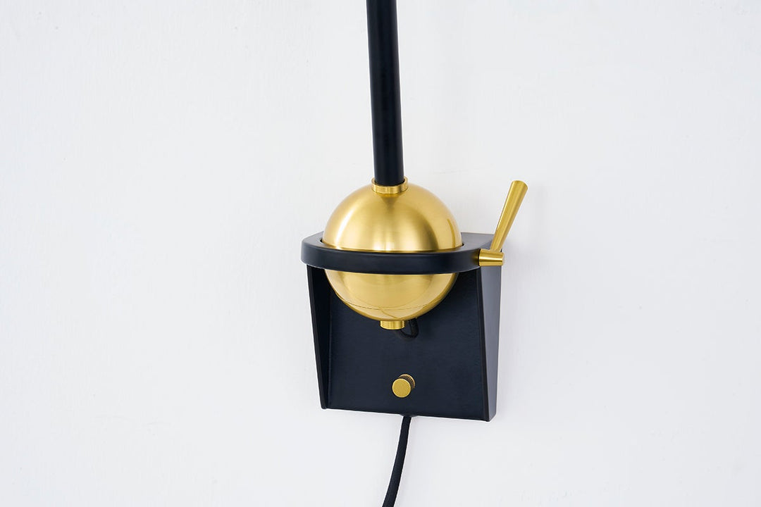 ##Antique Hardware## WINSTED Plug-in Sconce