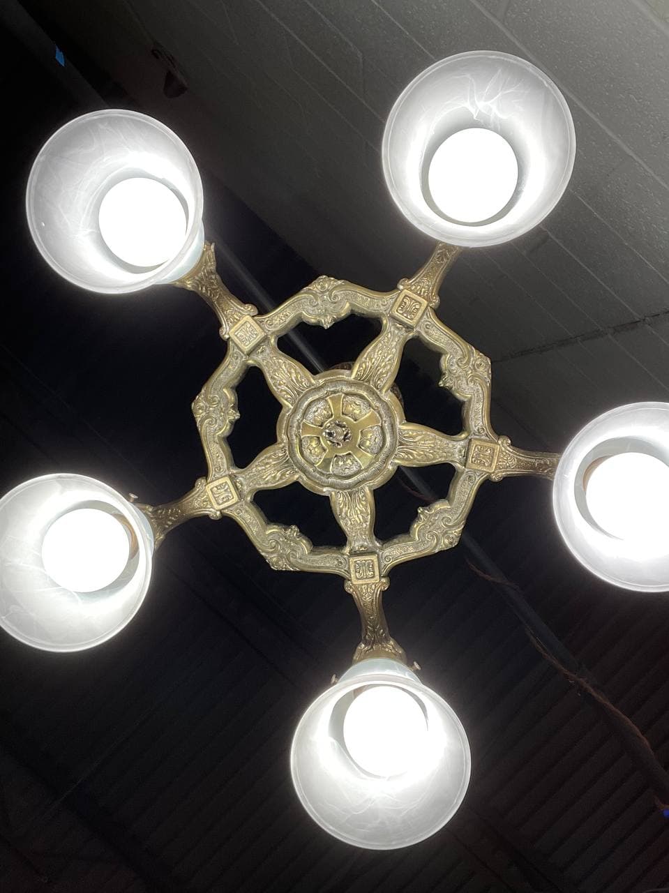 Antique Hardware 26 Inch Theatre Style 5-Light Antique Chandelier Ceiling Light Fixtures